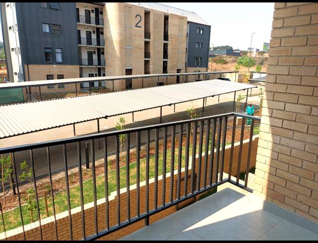 2 BEDROOM APARTMENT FOR SALE IN WATERKLOOF RIDGE